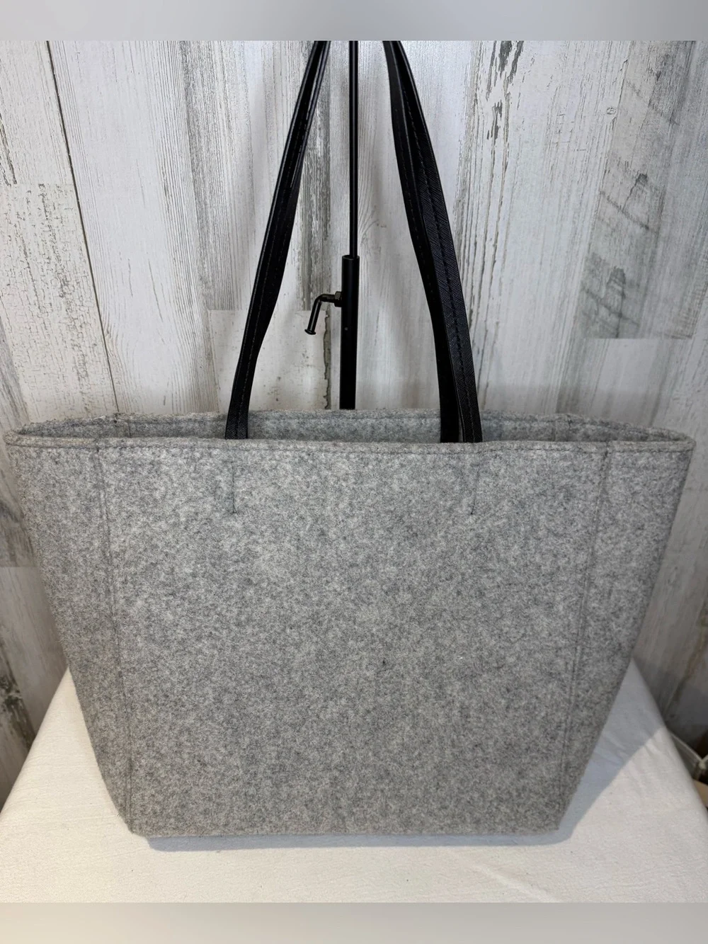 Kate Spade Gray  'NOUVEAU YORK' Tote with Black Leather Trim Like New